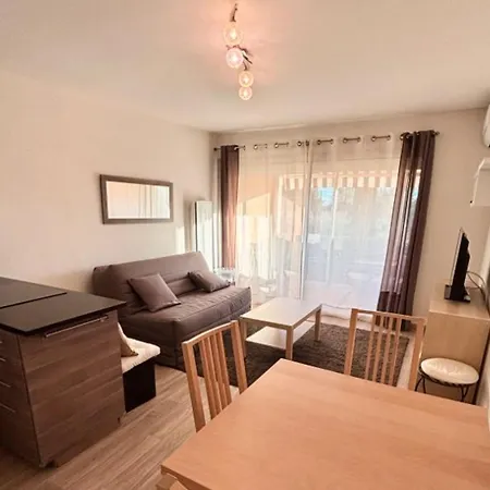 Moderne, Clim, Parking, Vue - 3 Pers. - Fr-1-845-50 דירה *