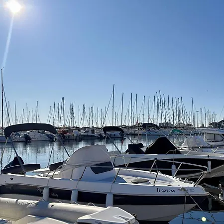 Moderne, Clim, Parking, Vue - 3 Pers. Appartement